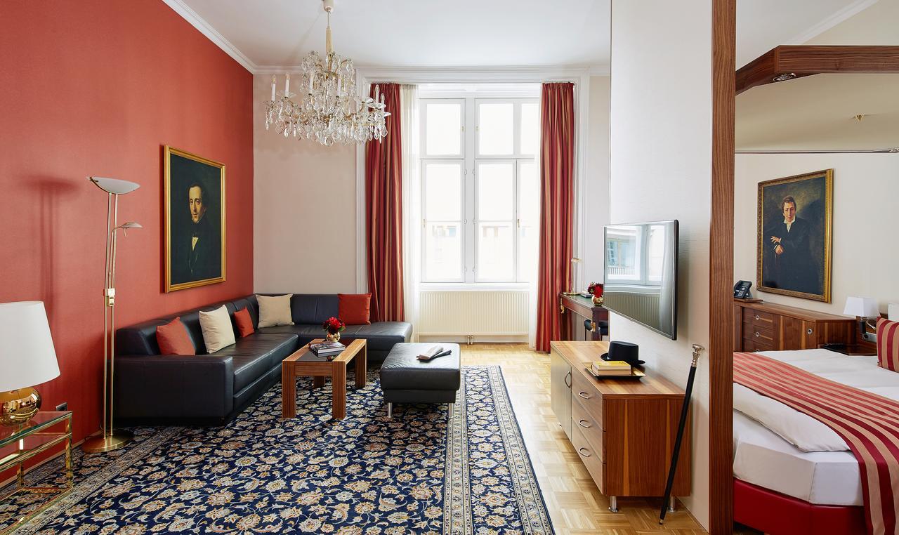 Living Hotel An Der Oper Viena Exterior foto