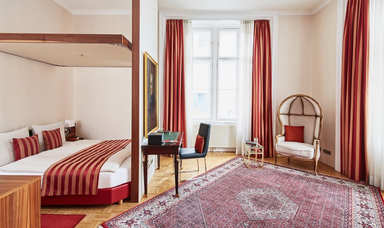 Living Hotel An Der Oper Viena Exterior foto