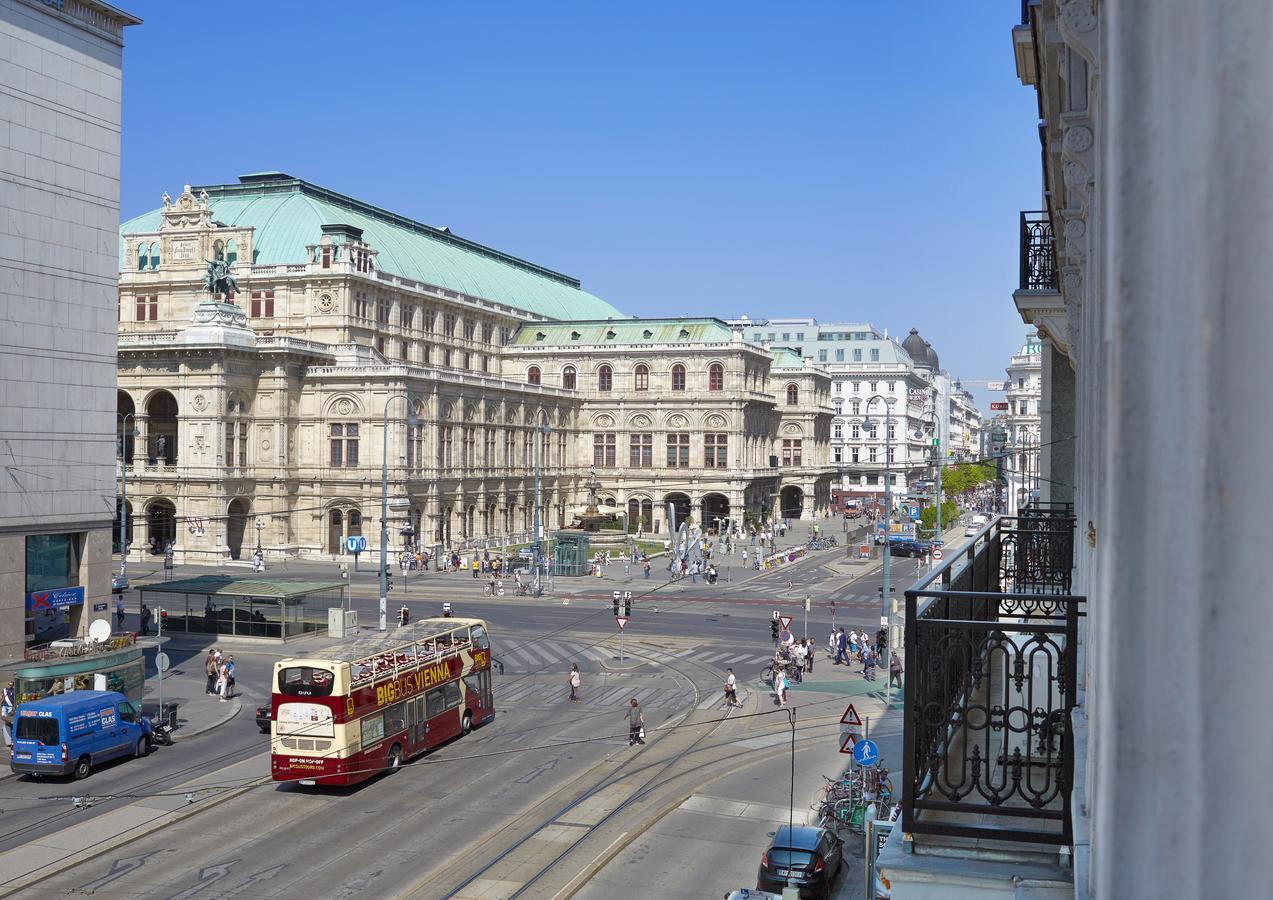 Living Hotel An Der Oper Viena Exterior foto